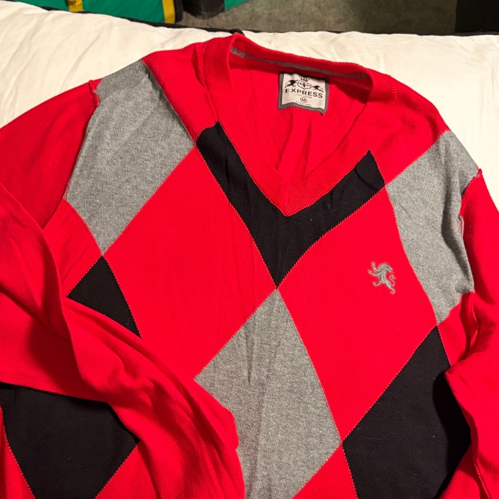 Express Men's Red, Gray & Black Argyle V-Neck Sweater